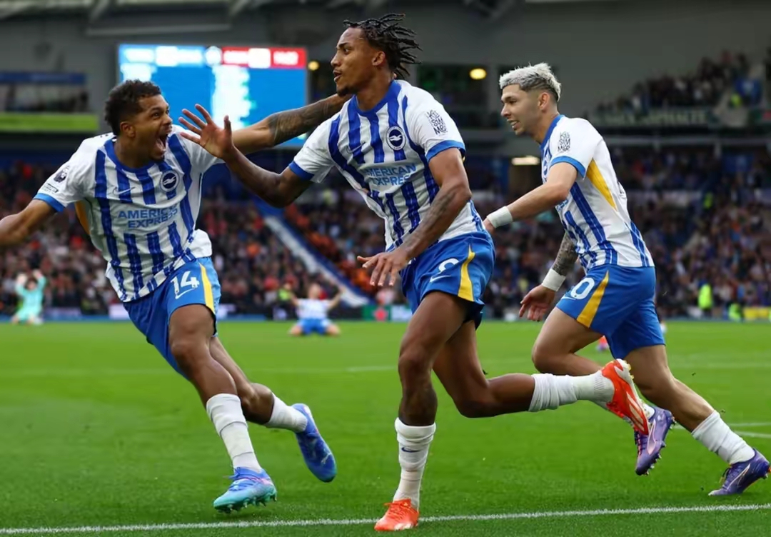 今晨布莱顿刷新队史纪录：NBA季后赛节点到来，气氛紧张，轮换策略成焦点的简单介绍-乐鱼app,Leyu